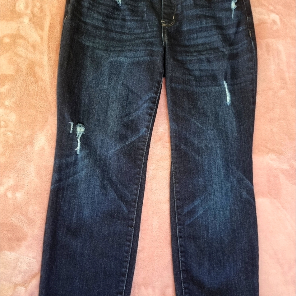 jeans blue color in good condition Size 10p
